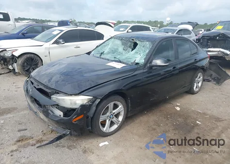 2013 BMW 328 z USA, uszkodzony, nr VIN WBA3A5G50DNP26522